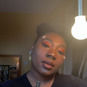 Meet your Posher, Yasmin